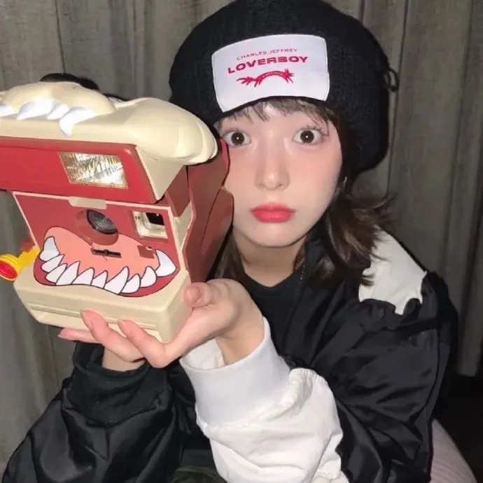 米卡机器人
